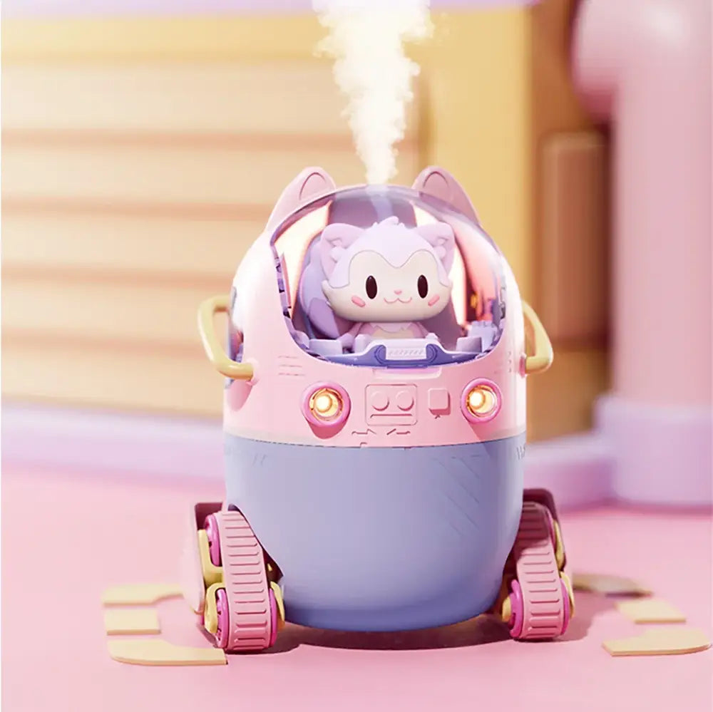 White astronaut air humidifier night light bedroom aroma diffuser