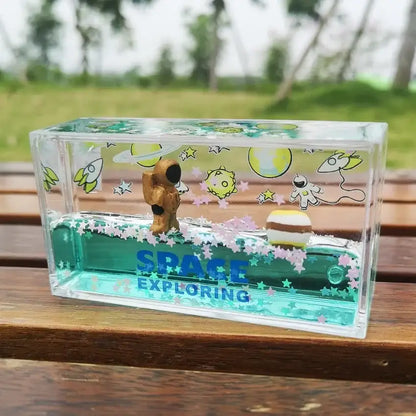 Astronaut drift keychain liquid hourglass stress relief bedroom decor