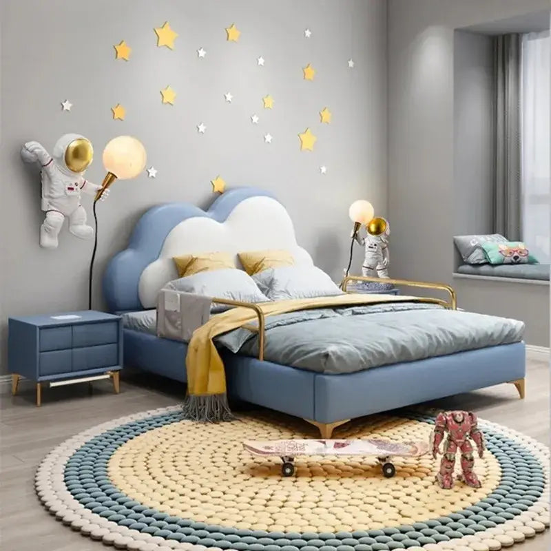 Modern white and gold astronaut led table lamp for kids bedroom