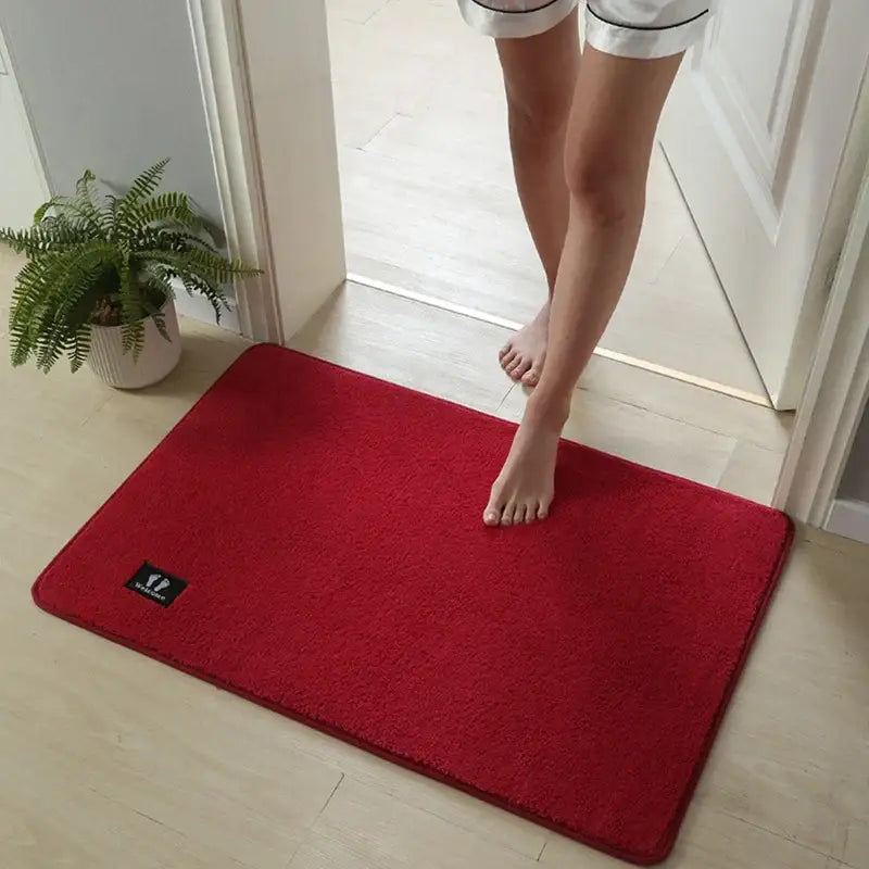 Plush gray quick drying absorbent bathroom mat
