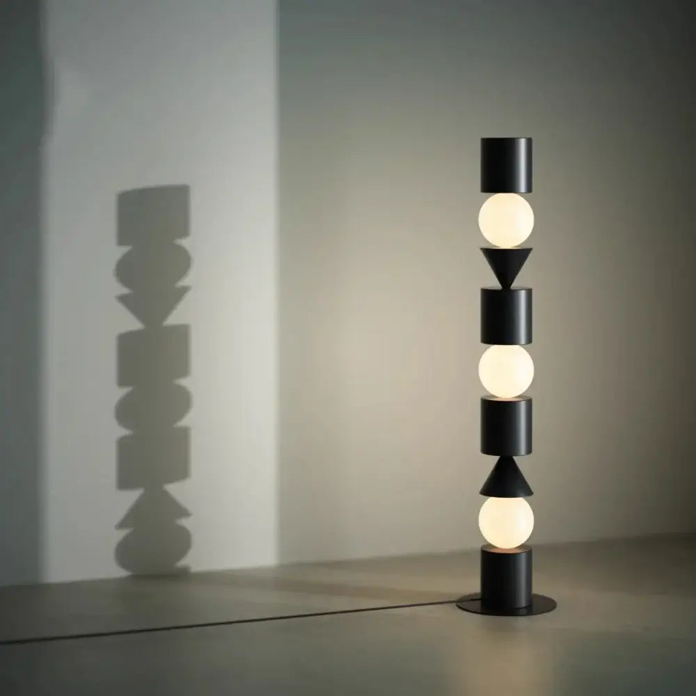 Geometric black led floor lamp for living room with spherical bulbs