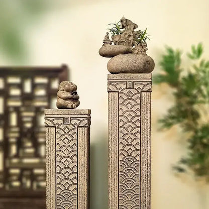 Antique beige carved resin stake display column garden and living room