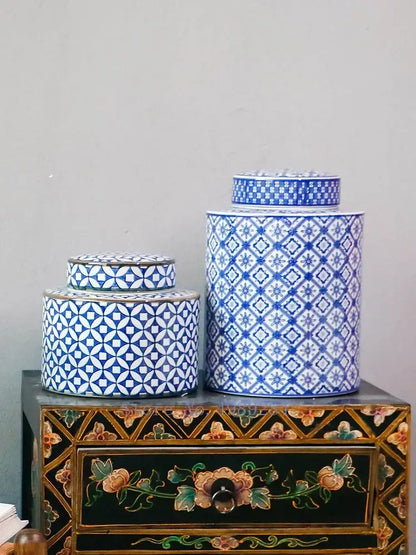 Retro ceramics golden blue & white storage jar living room decor