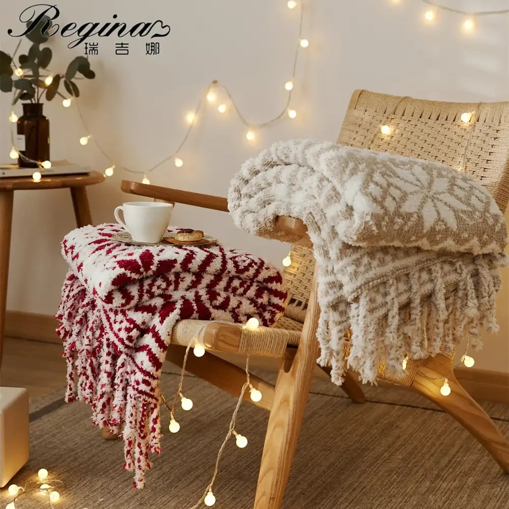 Red and white snowflake christmas chunky knit blanket bedroom throw