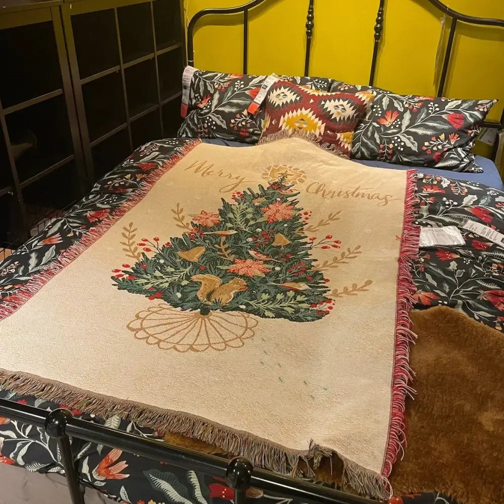 Beige woven squirrel christmas throw blanket living room decor