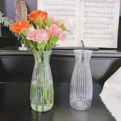 Clear nordic plastic vase with vertical ridges for living room
