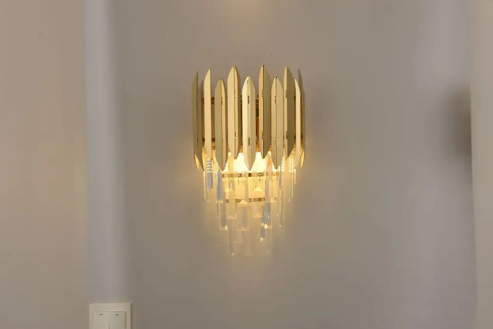 Modern gold crystal chandelier for dining room geometric design