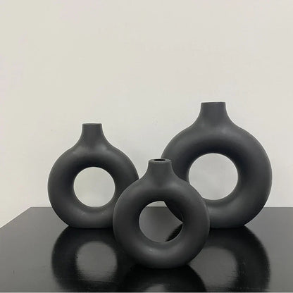 DecorBites™ Donut Shape Flower Vase - White Minimalist