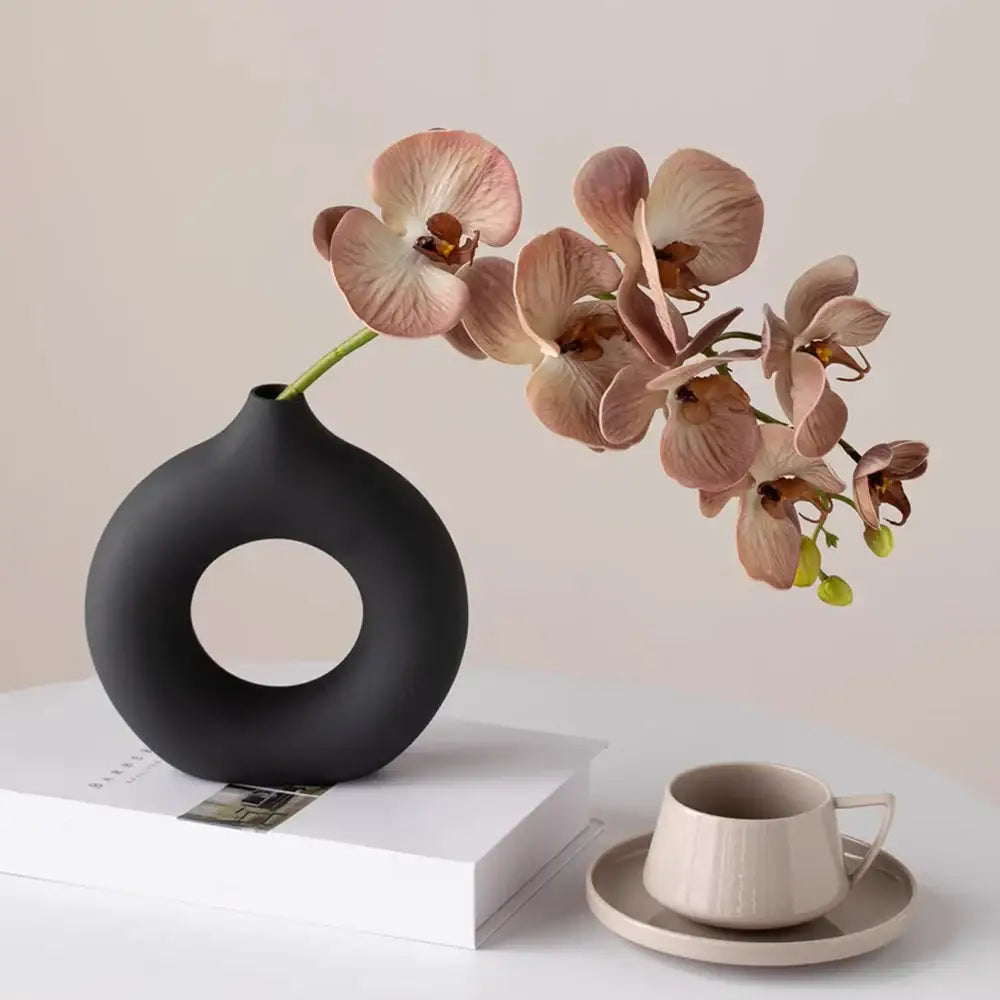 Modern black donut shape flower vase set living room decor
