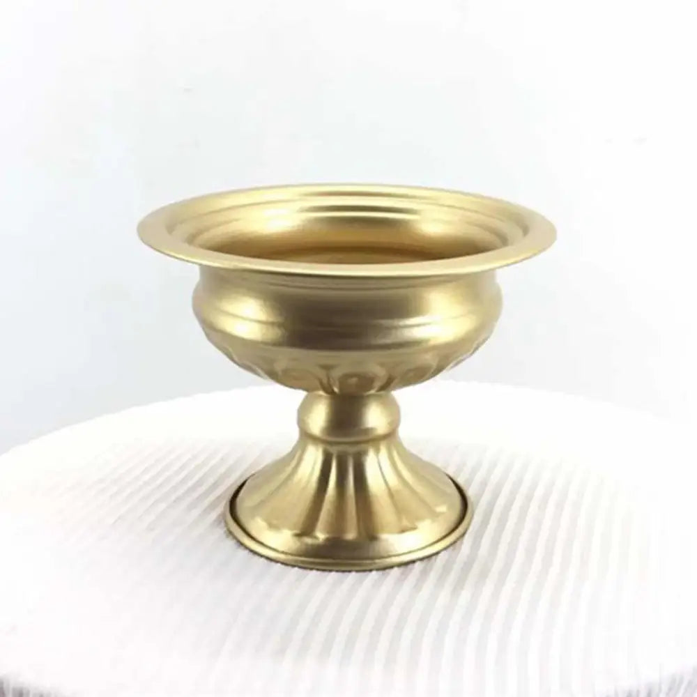 Ornate white & gold metal flower vase – dining room centerpiece