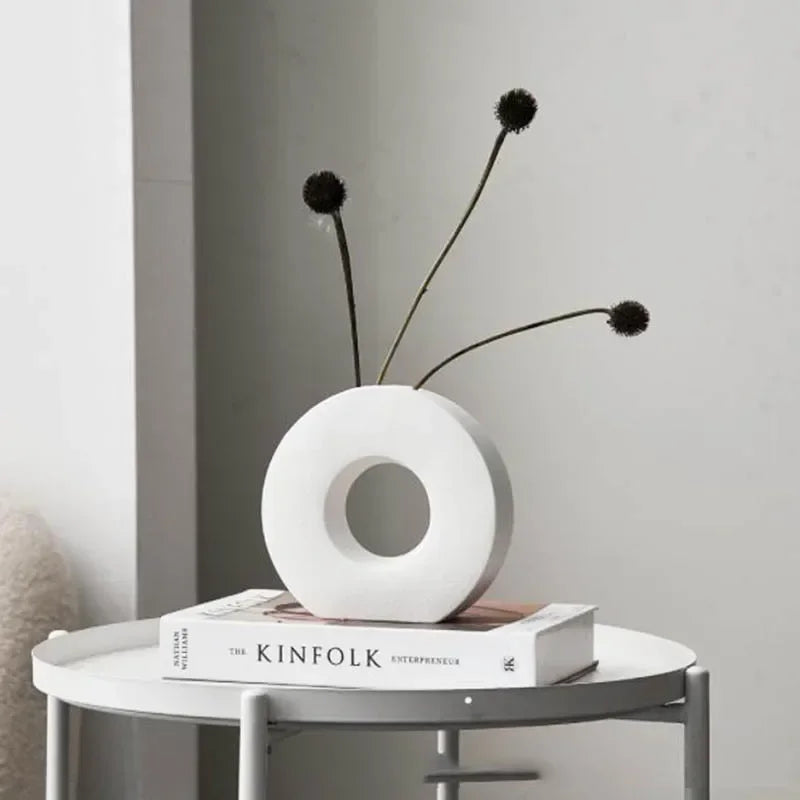 DecorBites™ Elegant Nordic Matte Flower Vase Décor