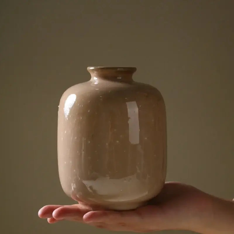 Glossy beige speckled decor ceramic vase living room berry accent