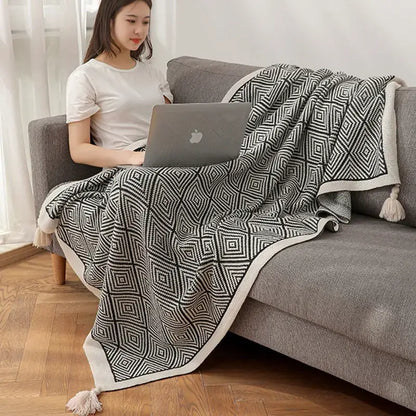 geometric tassel blanket black & cream living room throw