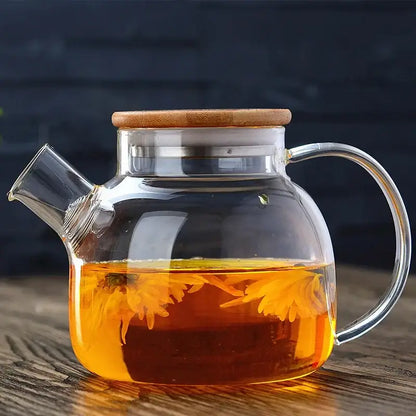 Modern glass teapot with wooden lid – kitchen tea infuser