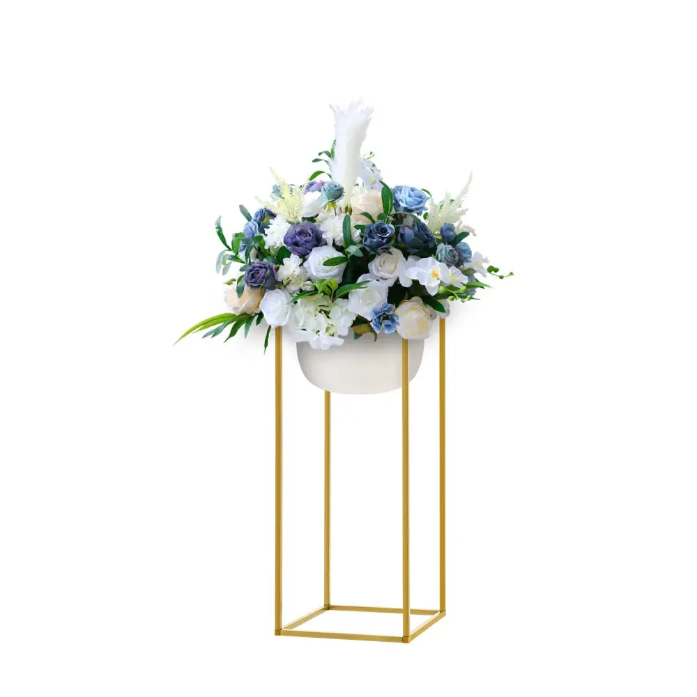 Gold metal wedding flower stand set with pink roses for dining room