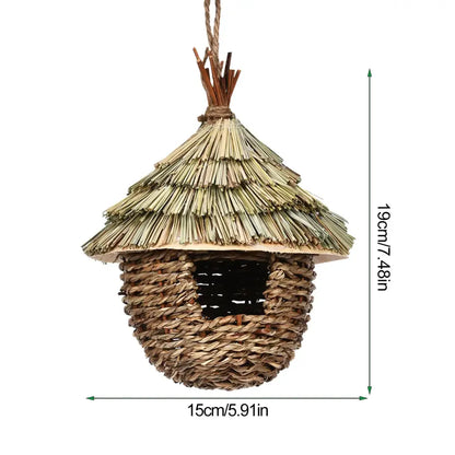 Rustic woven natural grass hummingbird house garden nest house