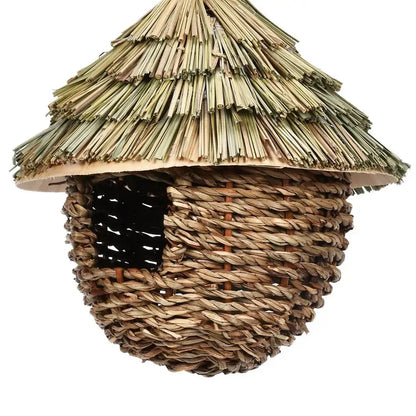 Rustic woven natural grass hummingbird house garden nest house