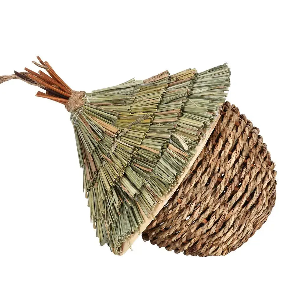 Rustic woven natural grass hummingbird house garden nest house