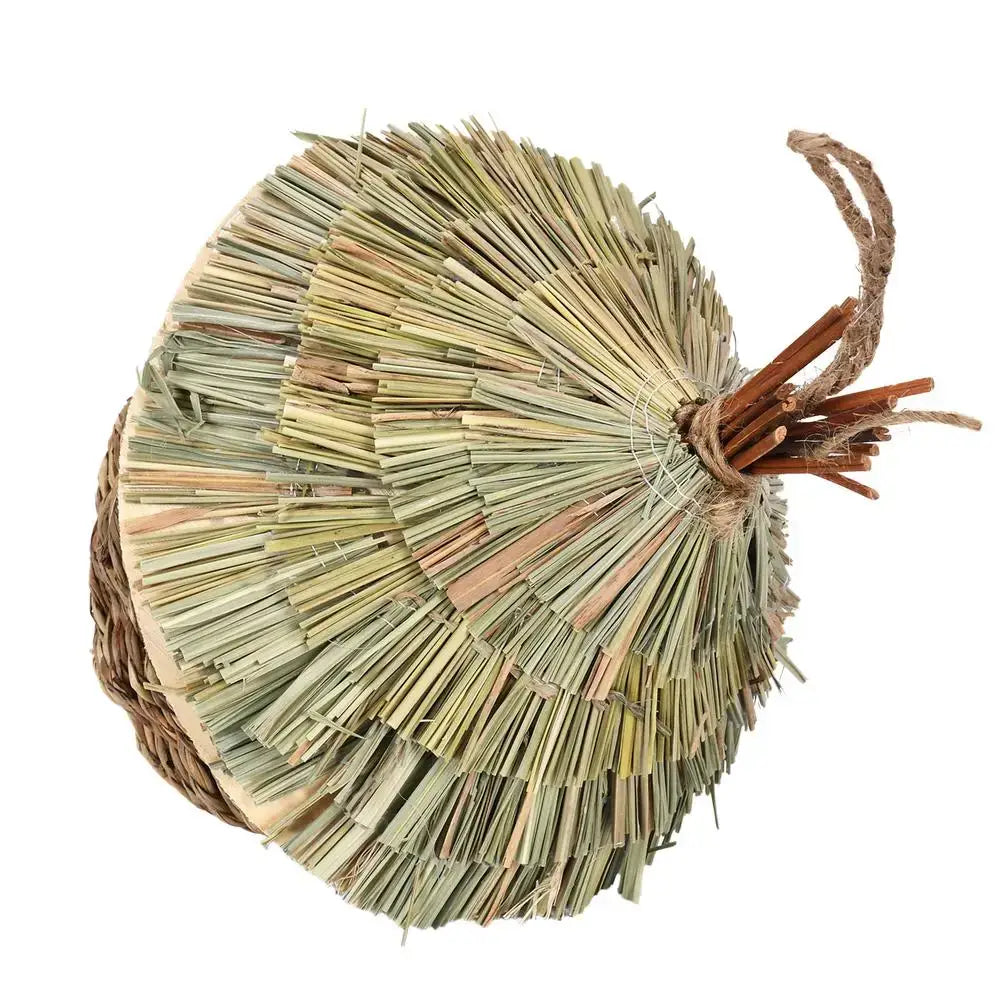 Rustic woven natural grass hummingbird house garden nest house