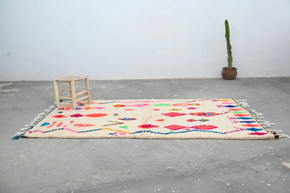 Handcrafted beige moroccan azilal rug living room geometric decor