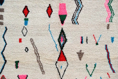 Handmade beige geometric azilal rug – bedroom natural wool decor