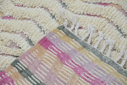 Handmade moroccan azilal rug beige & pink living room zigzag decor