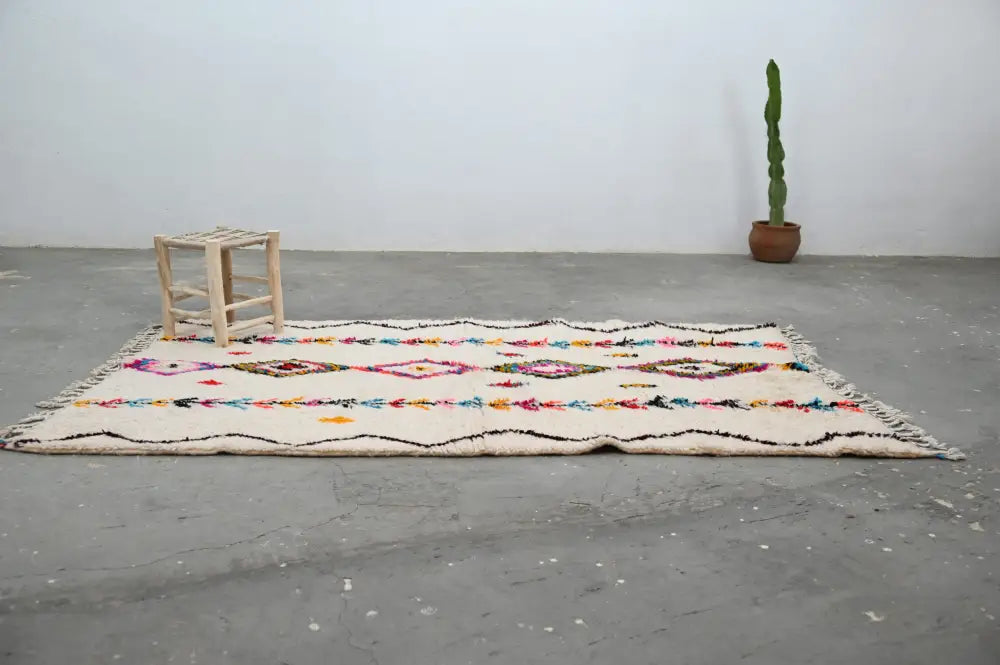 Handmade moroccan azilal rug beige geometric bedroom carpet