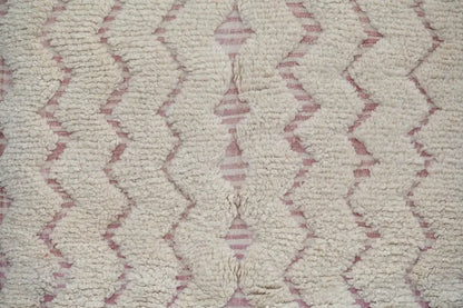 Handmade traditional azilal beige & dusty rose rug bedroom decor