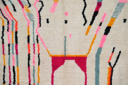 Handmade moroccan azilal rug beige abstract geometric bedroom decor