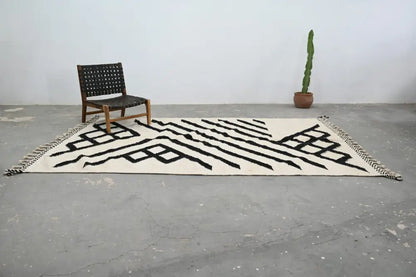 Handmade moroccan azilal rug beige & black wool living room decor