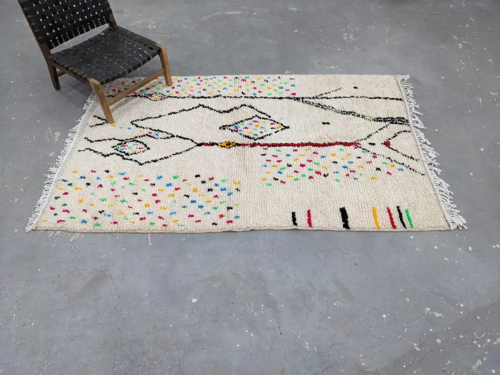 Handwoven moroccan azilal rug cream & black living room carpet