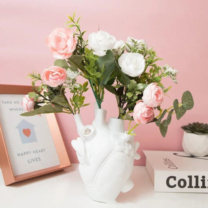 DecorBites™ Heart Shape Resin Vase - 4 Colors