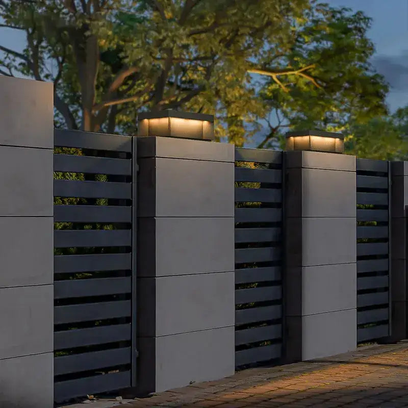 Black square solar led pillar light courtyard fence cap