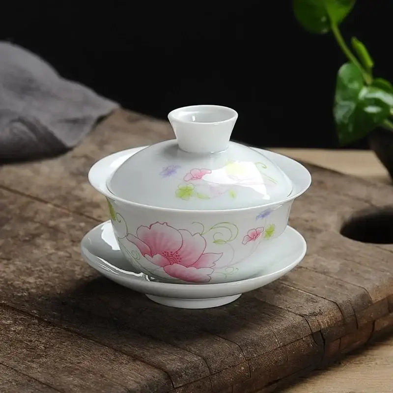 Hand painted lotus white porcelain gaiwan tea set dining room