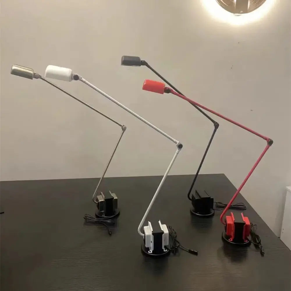Industrial black long arm floor lamp – study room reading light