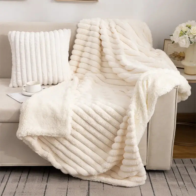 Cream textured faux-rabbit fur double-layer blanket bedroom throw
