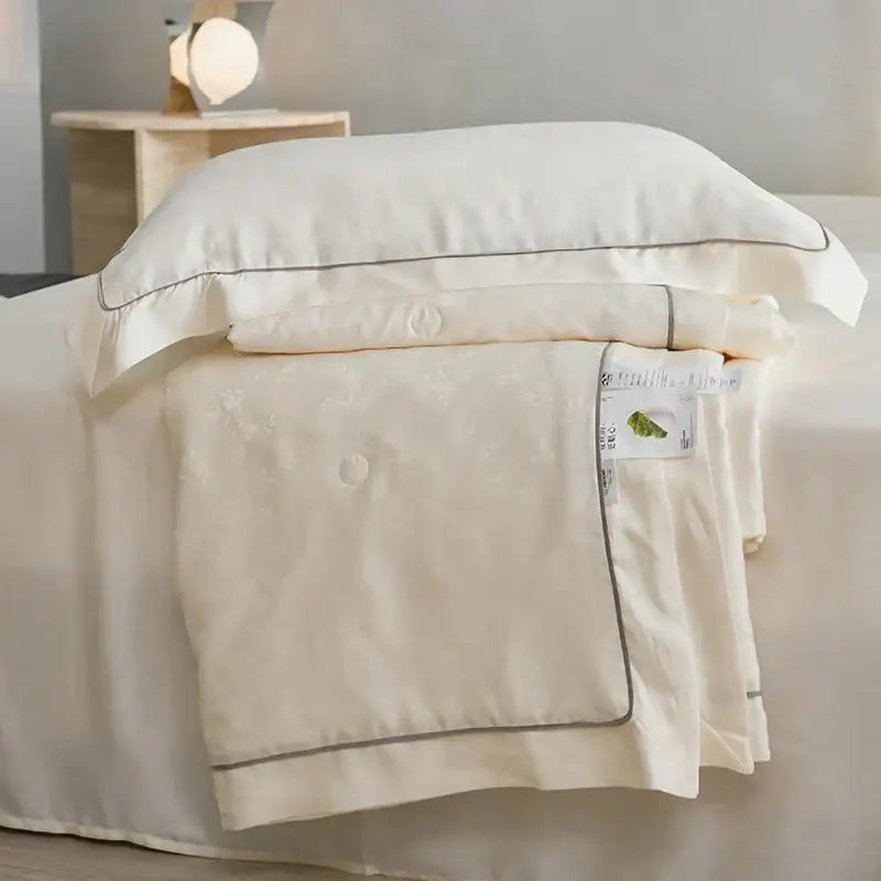 Luxe lyocell cream mulberry silk summer blanket bedroom comforter