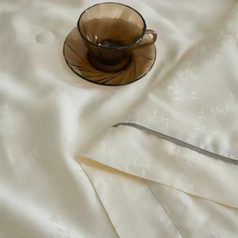 Luxe lyocell cream mulberry silk summer blanket bedroom comforter