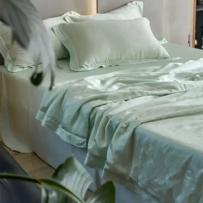 Luxe lyocell cream mulberry silk summer blanket bedroom comforter