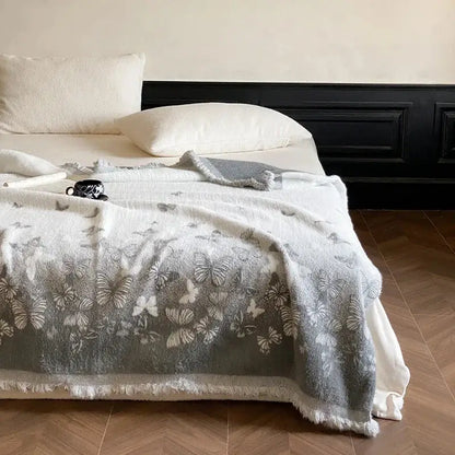 Luxe mink fur jacquard white & black floral blanket bedroom throw