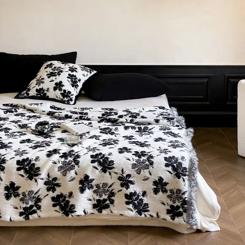 Luxe mink fur jacquard white & black floral blanket bedroom throw