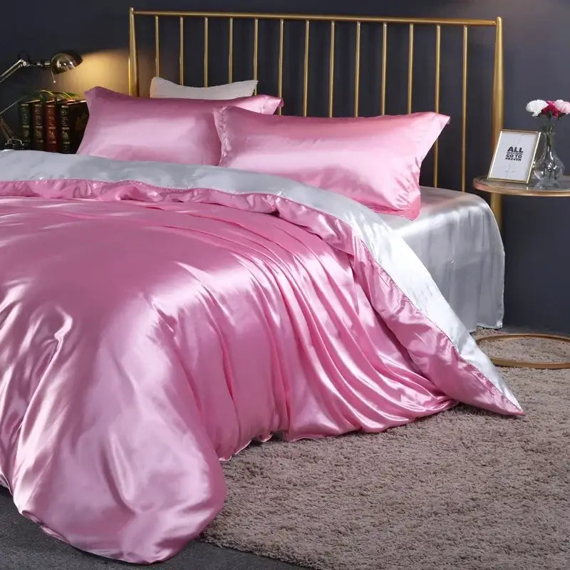 Luxurious crimson satin bedding set – bedroom duvet cover and sheets