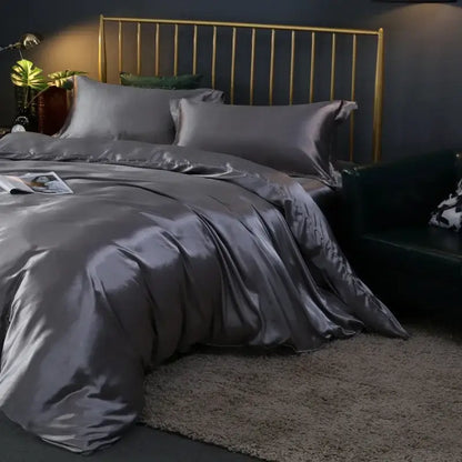 Luxurious emerald satin duvet cover set bedroom bedding