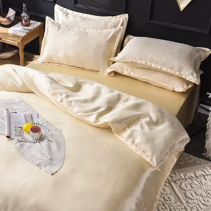 Luxurious cream satin silk bedding set for bedroom stitched edges