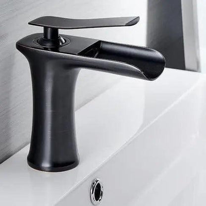 DecorBites™ Mai - Single Handle Gold Bathroom Faucet