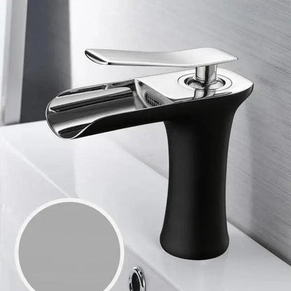 DecorBites™ Mai - Single Handle Gold Bathroom Faucet
