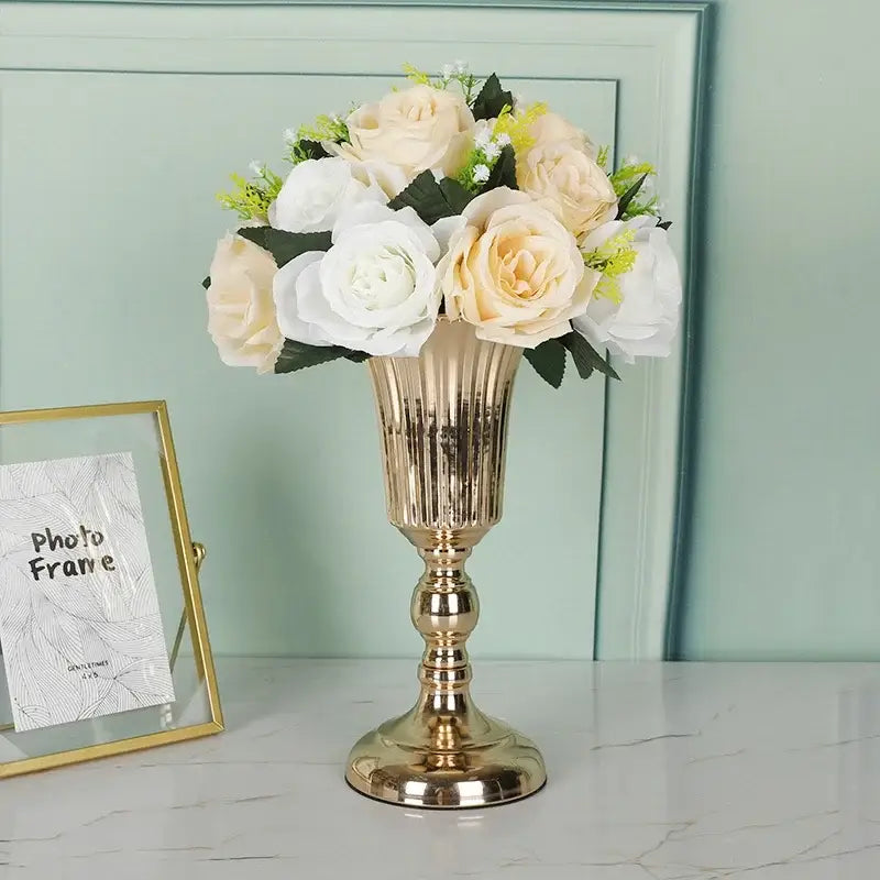 Elegant gold metal trumpet vase dining room wedding centerpiece decor