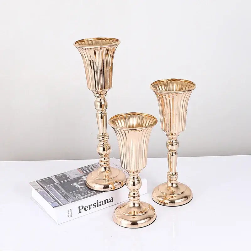 Elegant gold metal trumpet vase dining room wedding centerpiece decor