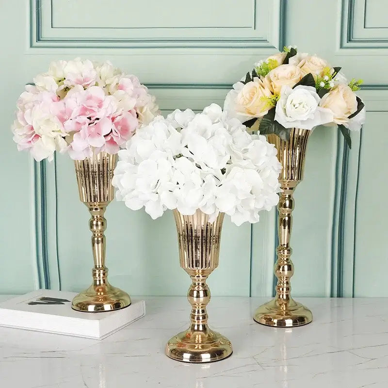 Elegant gold metal trumpet vase dining room wedding centerpiece decor