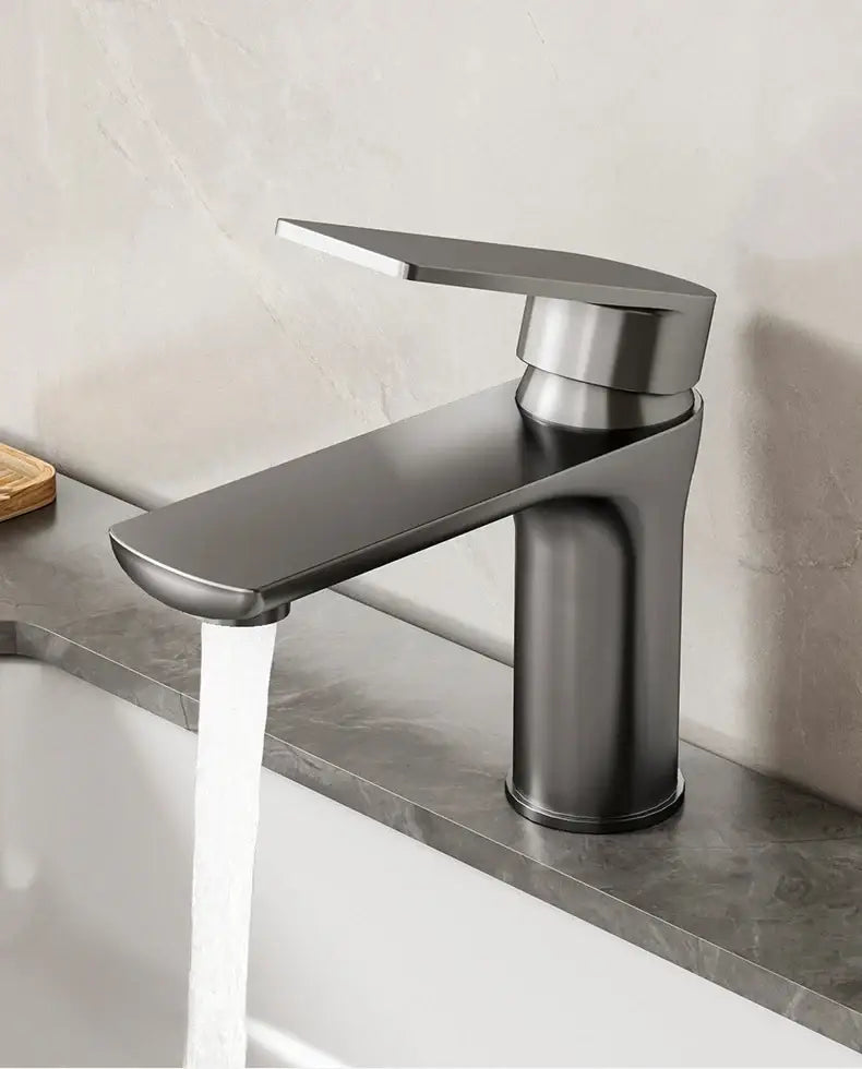 Modern brushed stainless steel bathroom sink faucet single handle control
